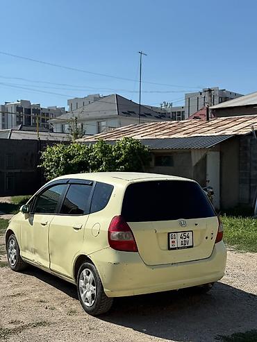фит 10 регион: Honda Fit: 2003 г., 1.3 л, Вариатор, Бензин, Хэтчбэк — 4
