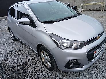 Chevrolet: Chevrolet Spark: 2017 г., 1 л, Вариатор, Бензин, Хэтчбэк — 10