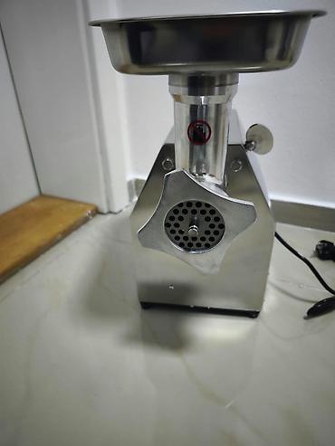 šivaća mašina silvercrest: Profesionalna mašina za mlevenje mesa STAHLMayer TK/MK-12 (model — 4
