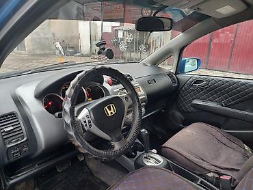 Honda: Honda Jazz: 2005 г., 1.3 л, Вариатор, Бензин, Хэтчбэк — 7