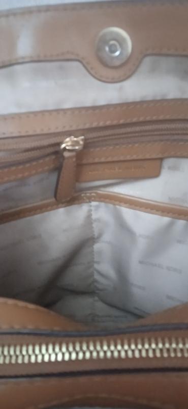 Классические сумки: Сумка michael Kors, произведена на Филиппинах, б/у, в отличном — 10