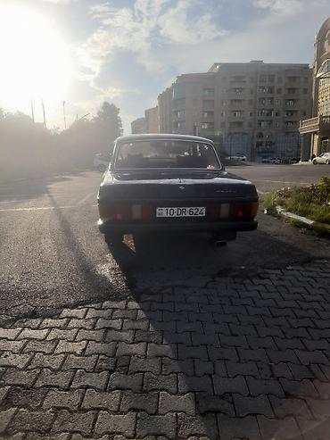 Avtomobil satışı: QAZ Volga 3129, qara rəng. Klassik sedan kuzov, xrom ön barmaqlıq — 4