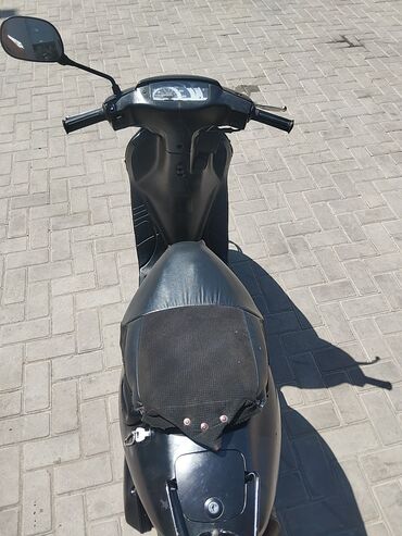 скутер сузуки 100: Скутер Suzuki, 50 куб. см, Бензин, Б/у