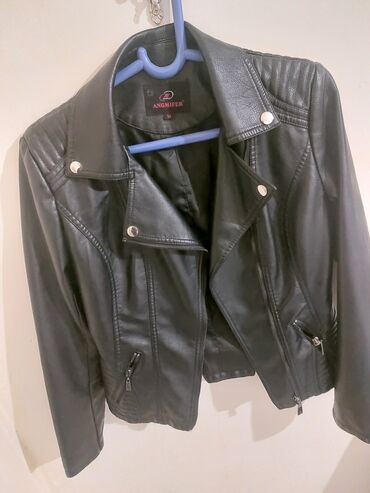 военные куртки: Женская куртка XL (EU 42), цвет - Черный