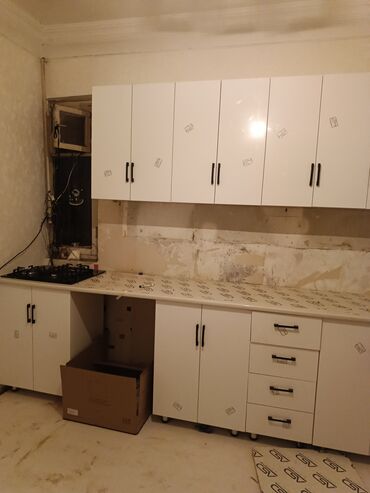 Pilləkən məhəccərləri: Salam taxta pilləkanı yüksək keyfiyyətlə yığıb yerində — 18