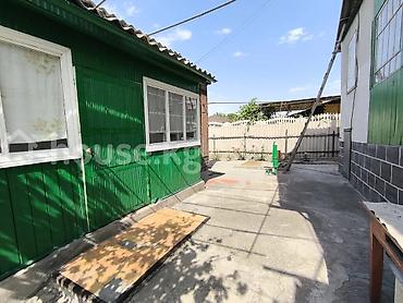 Продажа коттеджей и домов: 🏡 **Срочно продаётся дом в районе рынка Баят** 🏠 Дом **1,5 этажный — 7