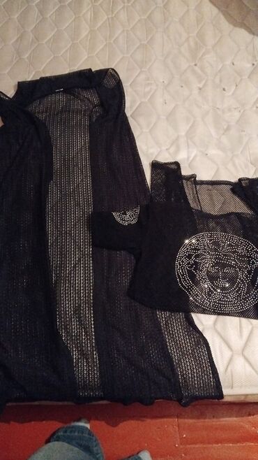 Çimərlik geyimləri: Məhsul təsviri: - Qadın geyim dəstləri və bikini toplaması. - — 37