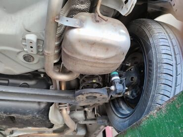 Toyota: Toyota : 1.5 l | 2019 il Hetçbek — 17