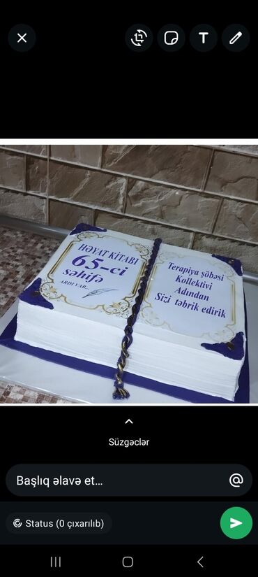 Tortlar: Kitab formasında hazırlanmış bu tort, xüsusi günləri qeyd etmək üçün