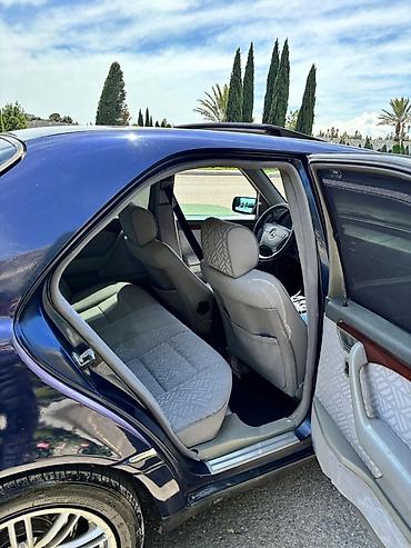 astra g on stupitsa: Mercedes-Benz C200 sedan - Kuzov: W202, 4 qapı, tünd mavi/qara rəng - — 8