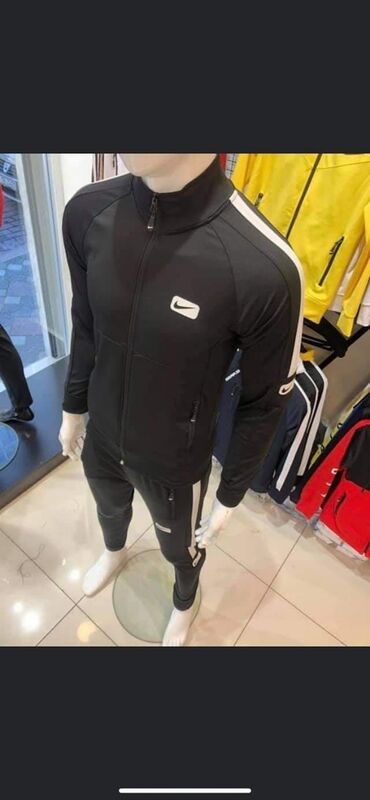 Trenerke: Muške komplet trenerke M, L, XL, XXL veličine za samo 4000 din — 5
