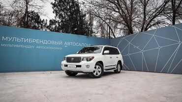 Toyota: Toyota Land Cruiser: 2014 г., 4.6 л, Автомат, Бензин, Внедорожник