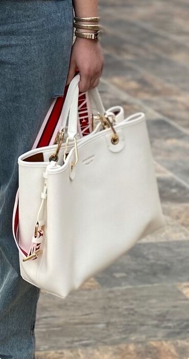Çantalar: Əl çantası, Emporio Armani