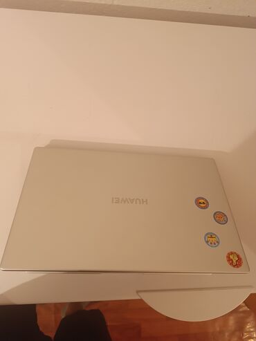 машинка посудомоечная: Huawei, Intel Core i3, Колдонулган, Жумуш, окуу үчүн, эс тутум SSD