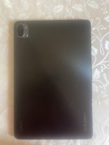 xiomi 11s: 250 azn
Xiaomi pad 5 2022
256 gb yaddaş