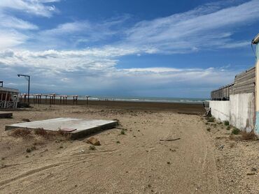 Torpaq sahələrinin satışı: Novxanıda, dənizkənarı obyektlər cərgəsində, my beach və sea li̇fe