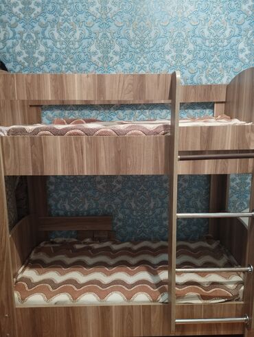 кровать бу: Oğlan və qız üçün, İşlənmiş, Çarpayı, Matras ilə, Siyirməsiz, Laminat