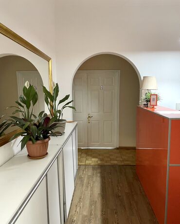 Отели и хостелы: ХОСТЕЛ В ЦЕНТРЕ ГОРОДА! Золотой квадрат, чисто, никаких посторонних — 2