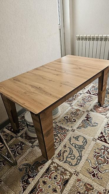 Masa – ağac teksturalı, düzbucaqlı stolüstü ilə. - Material: MDF/LDSP