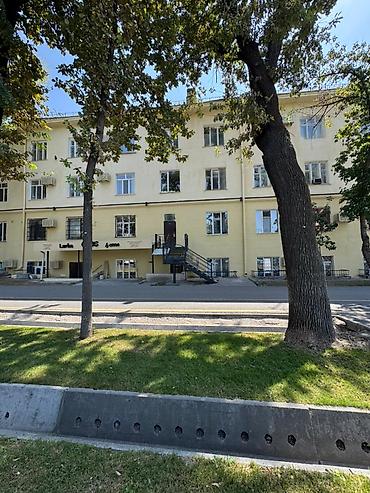 сдаю офис: Аренда офисов, 80 м², В административном здании, 1 линия, С отдельным входом, С отдельным сан узлом — 5