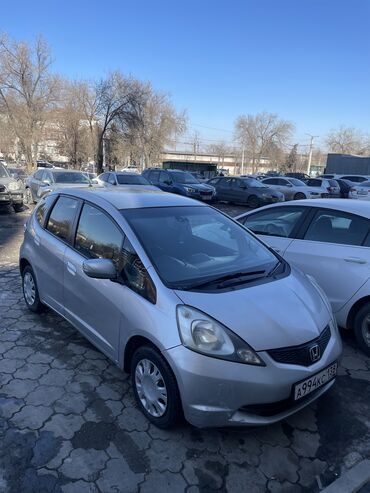 Honda: Honda Fit: 2008 г., 1.3 л, Вариатор, Бензин, Хэтчбэк