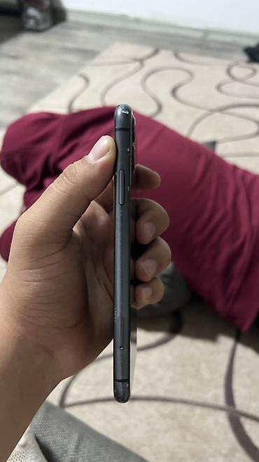 Apple iPhone: IPhone 11, Черный — 3