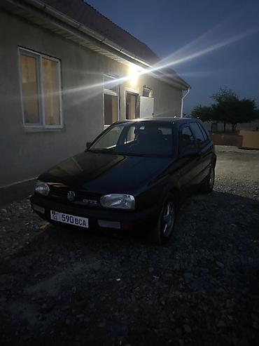 Volkswagen Golf GTI: 1995 г., 2 л, Механика, Бензин, Хэтчбэк