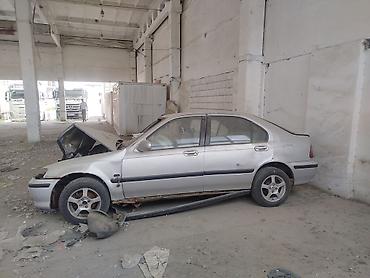 subaru xt: Honda Civic хетчбек
год-2000
свет-серебристый 
салон-кожа — 2