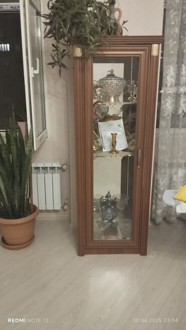 i̇şlənmiş dolab: İşlənmiş, 1 qapı Düz dolab, Servant, Türkiyə