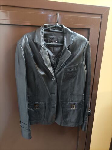 kaputi i jakne za punije dame: Kožni sako/jakna, očuvan, nekoliko puta obučen, br. XXL, odgovara i za