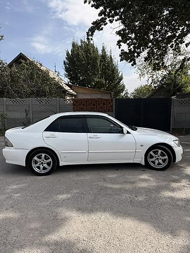 прошивка ключей авто: Toyota Altezza: 2003 г., 2 л, Автомат, Бензин, Седан — 4