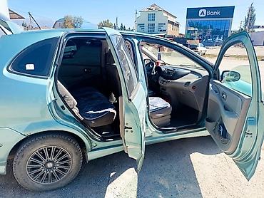 ключ звездочка: Nissan Tino: 2000 г., 2 л, Вариатор, Газ, Минивэн — 7