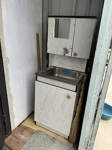 Долгосрочная аренда домов: 32 м², 2 комнаты — 3