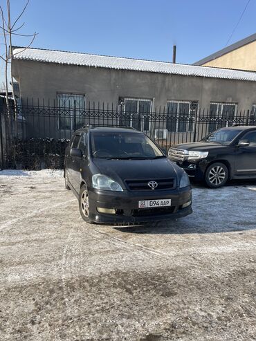 Toyota: Toyota Ipsum: 2003 г., 2.4 л, Типтроник, Газ, Минивэн