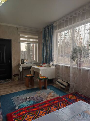 Посуточная аренда комнат: Гостевые комнаты/мини-гостевой дом. - Просторная комната с двумя — 4