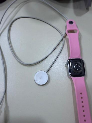 Qol saatları və aksesuarlar: Apple Watch (alüminium gövdə, gümüş rəng) – çəhrayı silikon kəmər ilə — 2