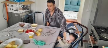 шым спортивный: Балдар арабасы, түсү - Көгүлтүр