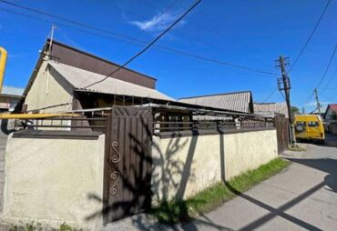 снять дом в беловодске: Полдома, 160 м², 6 комнат, Собственник, Старый ремонт