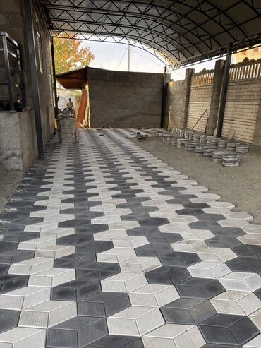 декоративное дерево: Благоустройство территорий тротуарной плиткой - Услуги