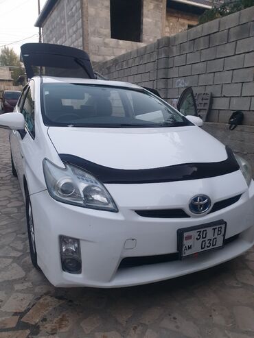 тойота приус продаю: Toyota Prius: 2010 г., 2 л, Робот, Гибрид