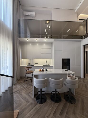 дом пентхаус: 3 комнаты, 125 м², Элитка, 10 этаж, Дизайнерский ремонт