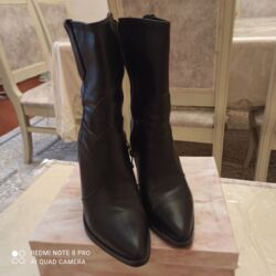 Çəkmələr: Qısaboğaz, Ölçü: 36, rəng - Qara, Yeni