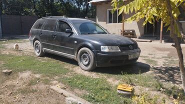 домкраты на авто: Volkswagen Passat B5 в кузове универсал с пятью дверями и рейлингами