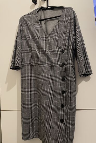 korset haljina: 4XL (EU 48), bоја - Siva, Oversize, Drugi tip rukava
