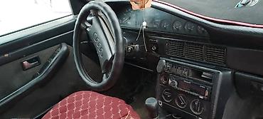 Audi: Audi 100: 1990 г., 1.8 л, Механика, Бензин, Седан — 5