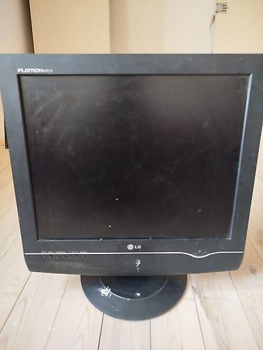 LG Flatron monitor + stolüstü kompüter (sistem bloku) Monitor: -