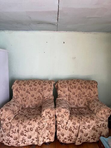 mebel işlenmiş: Divan, İşlənmiş, Açılmayan, Çatdırılma yoxdur