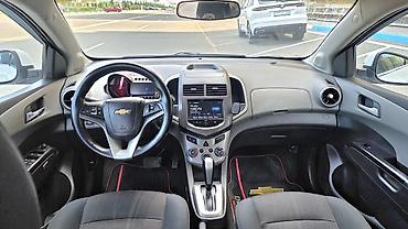 Avtomobil salonu üçün digər detallar: Chevrolet 1600, 2011 il — 2