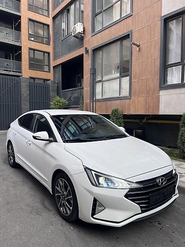 hyundai elantra 2014: Hyundai Elantra: 2018 г., 1.6 л, Бензин, Седан — 4