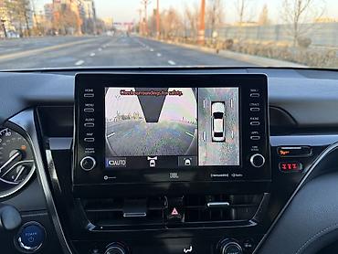 Toyota: Toyota Camry: 2021 г., 2.5 л, Автомат, Гибрид, Седан — 10